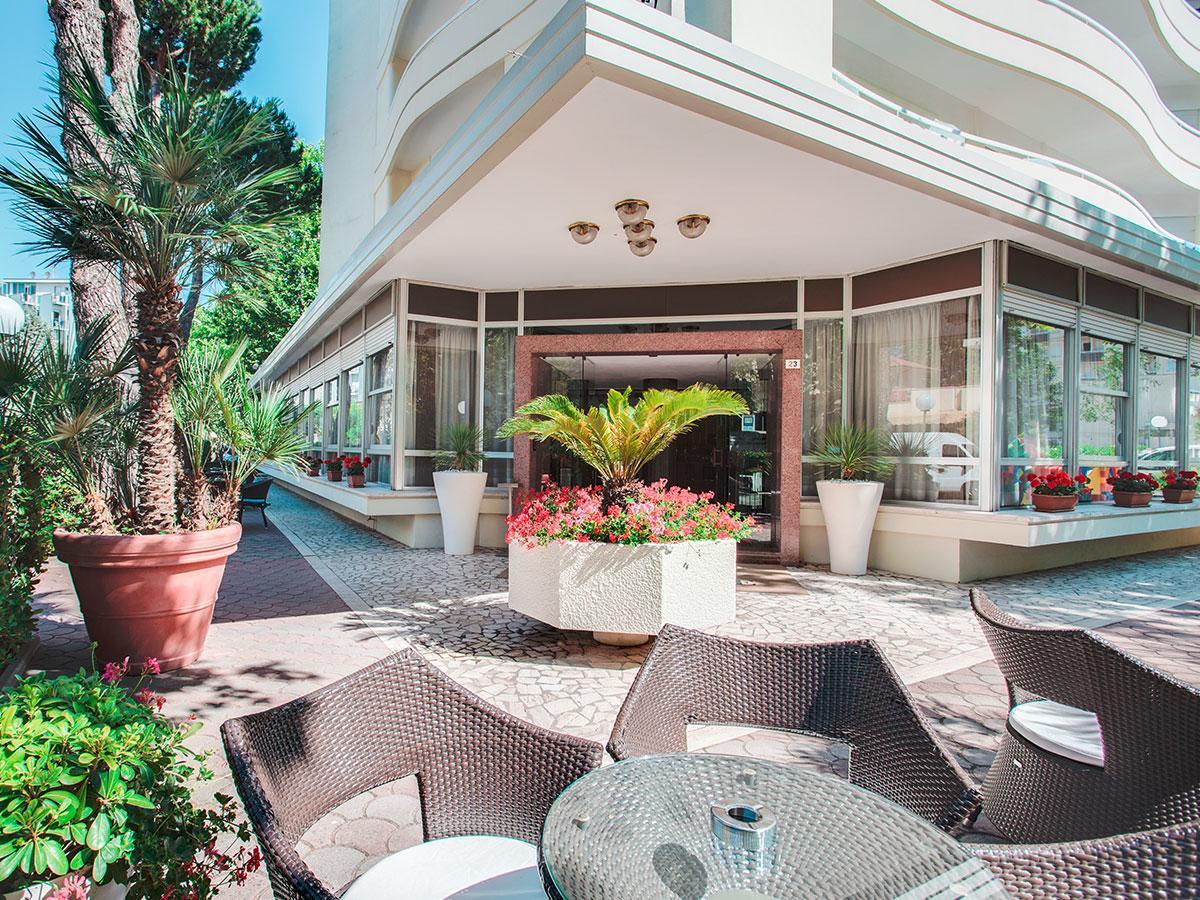 Hotel Caravelle Cesenatico Exteriör bild