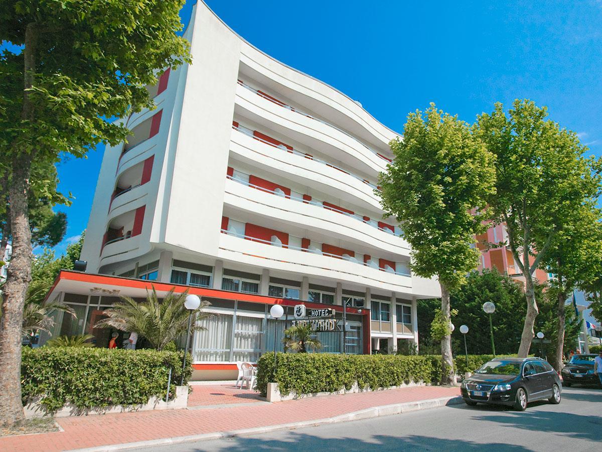 Hotel Caravelle Cesenatico Exteriör bild